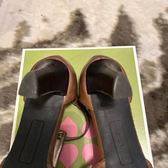 Naturalizer Brown Woven Heels with T-Strap Design - Picture 5 of 7